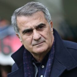 Şenol Güneş kararını verdi: Trabzonspor'dan 6 futbolcu ayrılacak! 11 455598