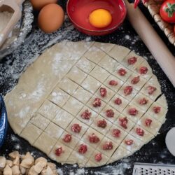 Tepsi mantısı tarifi ve püf noktaları! 32 476494
