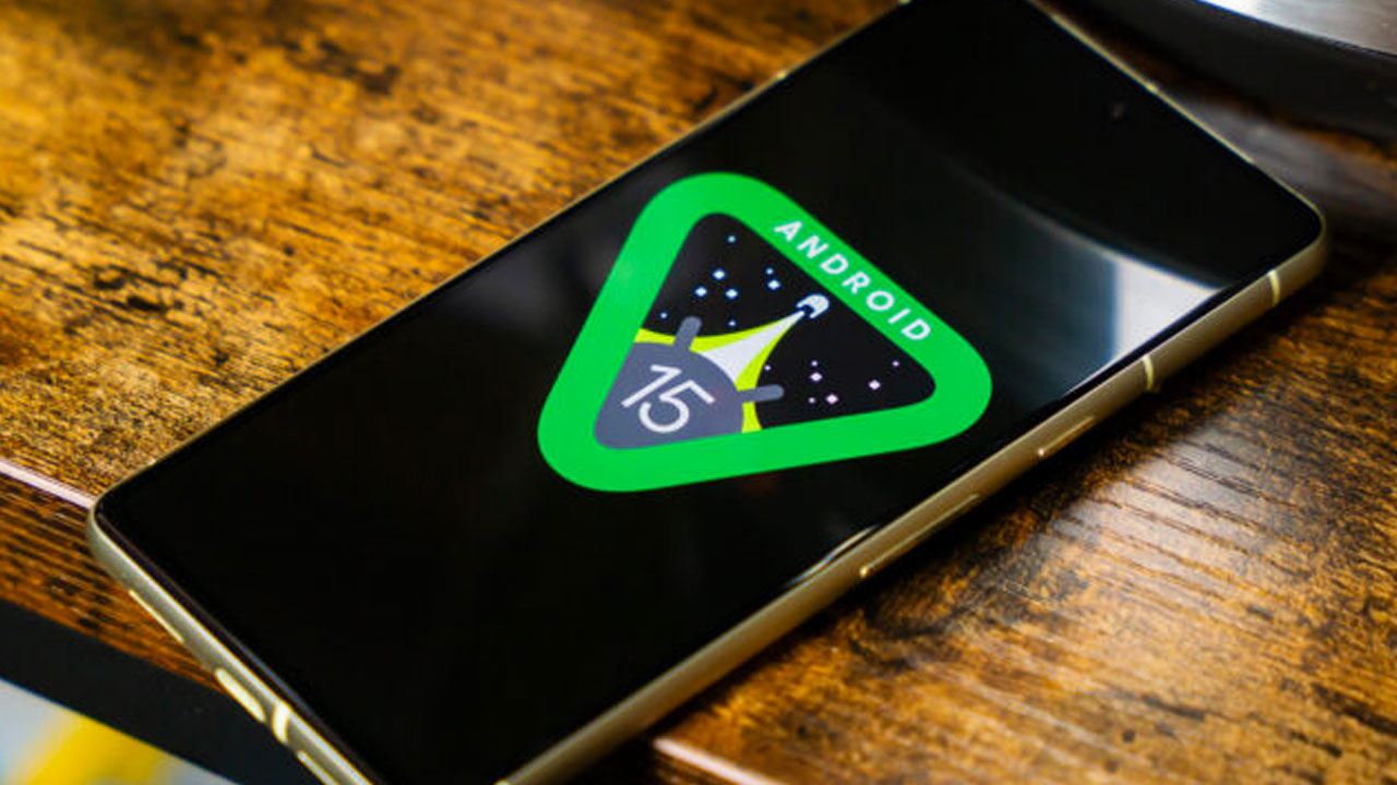 Android 15, Motorola Edge 50 Pro sahiplerini canından bezdirdi 10 one ui 7 0 android 15 beta bu ulkelerde yayinlanacak 1
