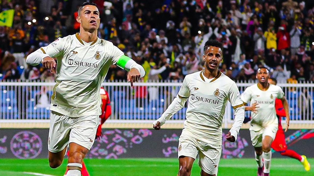 Al Nassr ilk maçı Ronaldo ile birlikte kazandı! 13 497513