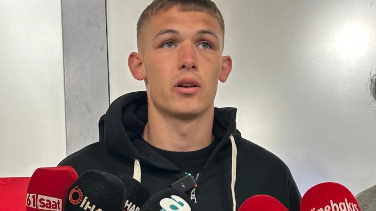 Trabzonspor’un prensipte anlaştığı Danylo Sikan Trabzon’a geldi 7 497595