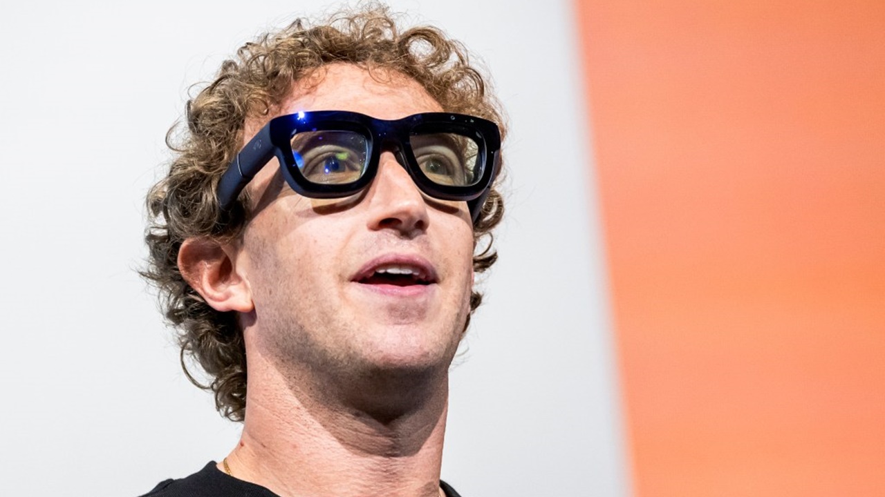 Meta bir kez daha çuvalladı: 4. çeyrek gelirleri fecaat! 15 meta orion apple airpods