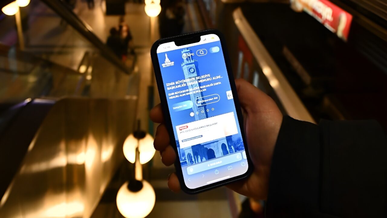 Tünelde bile çekecek! İzmir Metrosu'nda kesintisiz internet dönemi 27 tunelde bile cekecek izmir metrosunda kesintisiz internet e1735763767902