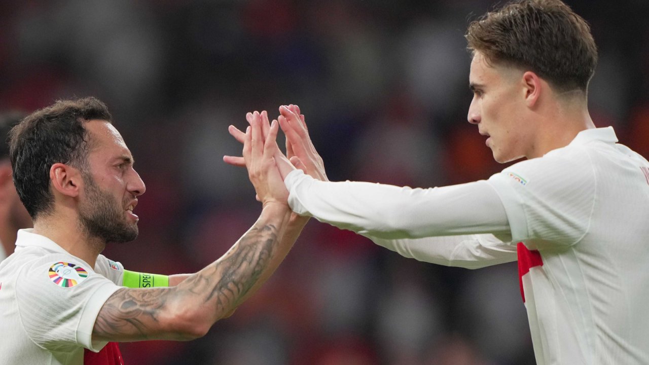 Juventus Inter maçında Hakan Çalhanoğlu ve Kenan Yıldız ilk 11'de yer alacak! 15 499927