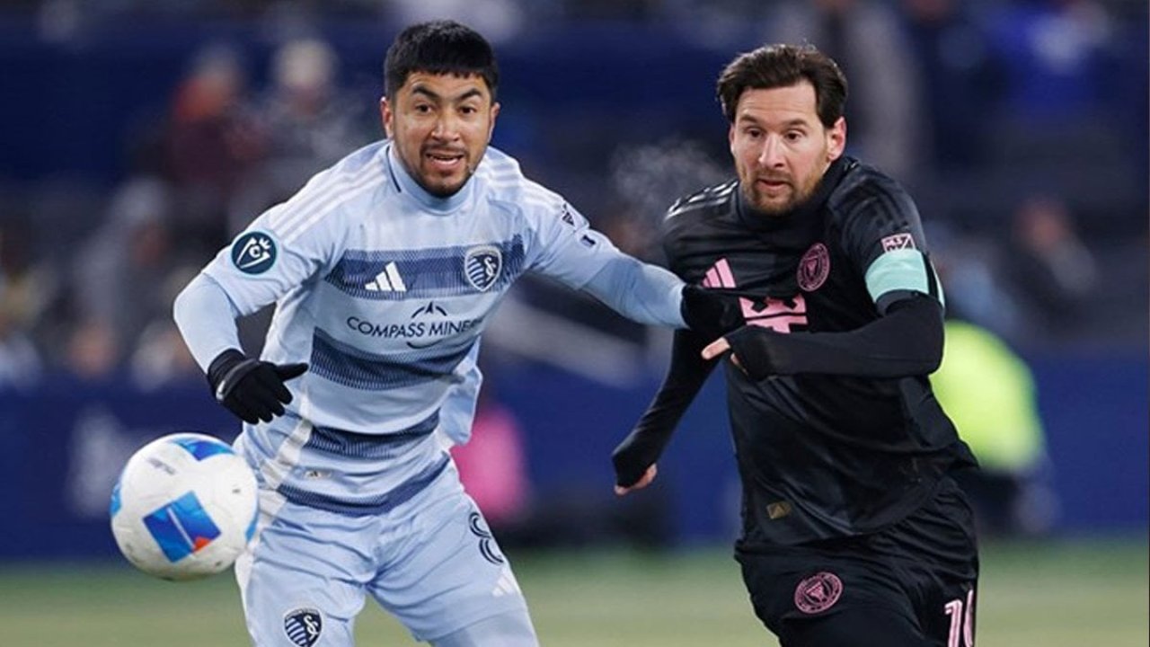 Messi’nin takım arkadaşlarından tepki: Dondurucu soğukta sahaya çıktılar! 11 501402