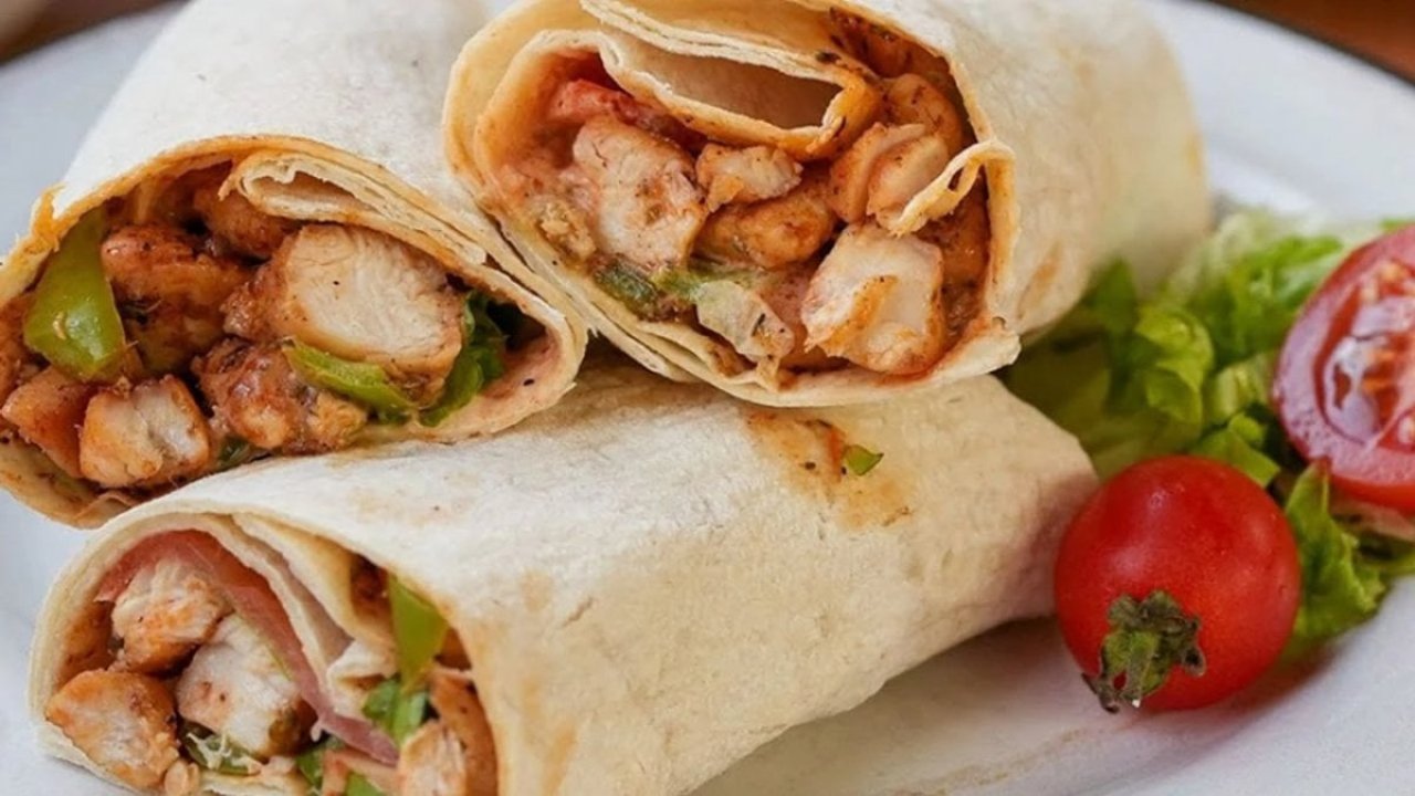 Evde kendi tavuk dürümünüzü yapın: Dışarıdaki lezzetleri geride bırakın! 17 501694