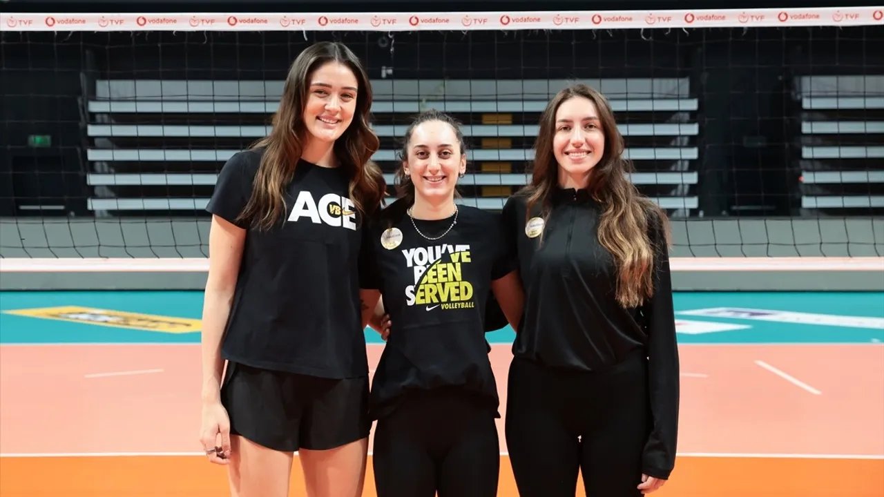VakıfBank'ta Üç Yıldızla Yola Devam Edilecek! 5 502337