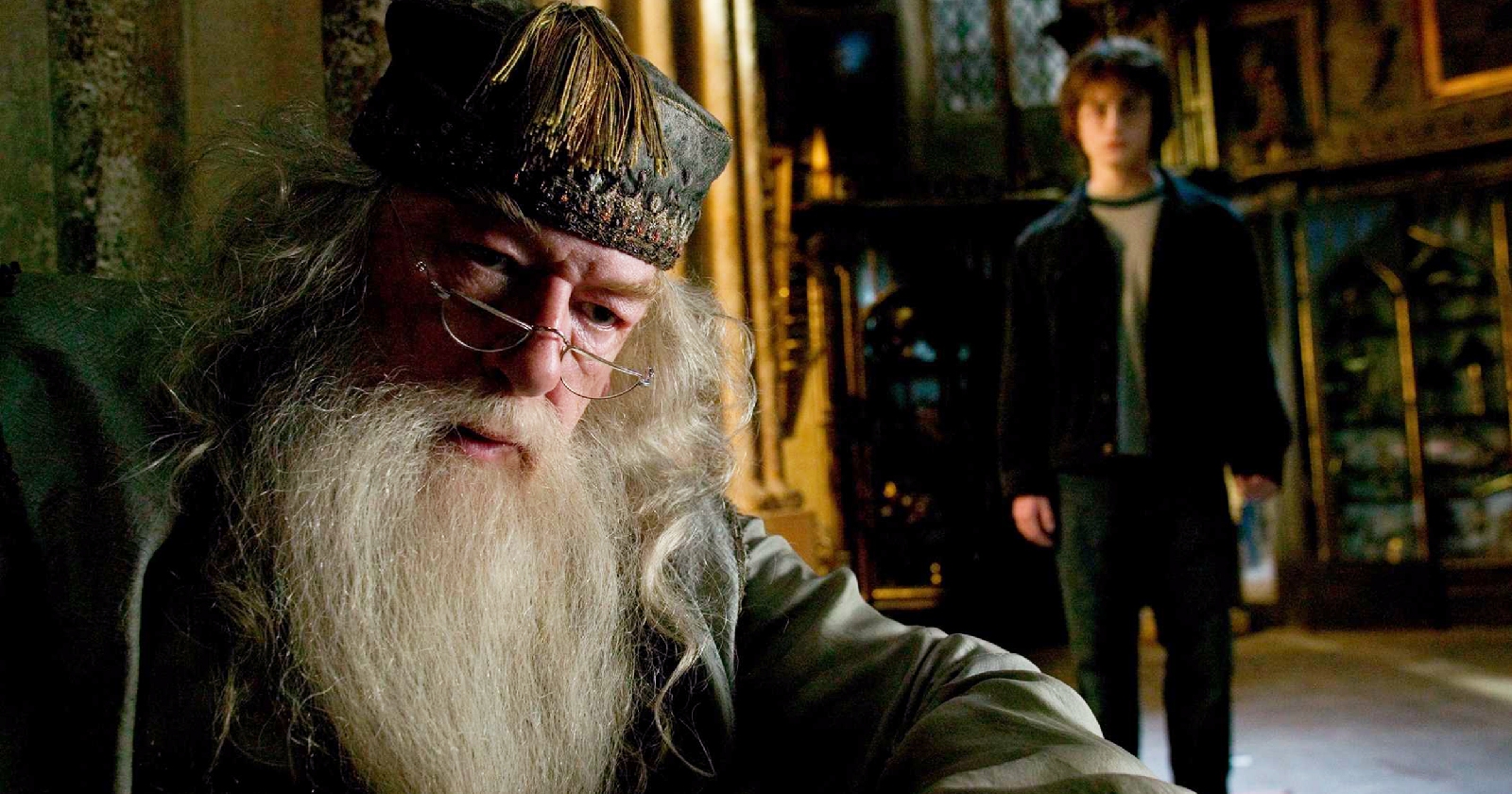 Harry Potter hayranlarına müjde: Yeni Dumbledore belli oldu! 48 michael gambon dumbledore hayatini kaybetti