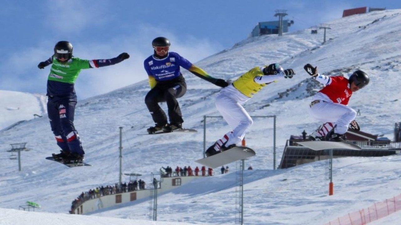 Erzurum'da snowboard yarışı başlıyor! 7 502777