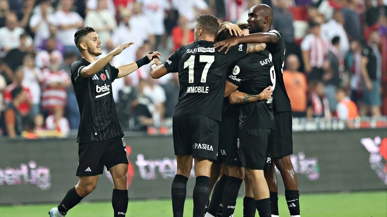 Beşiktaş’ın Konyaspor maçı kamp kadrosu belli oldu! 13 505514