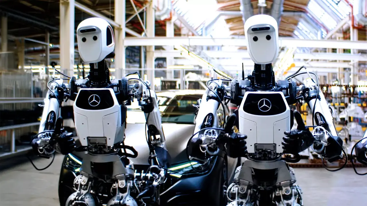 mercedes insansi robot.webp