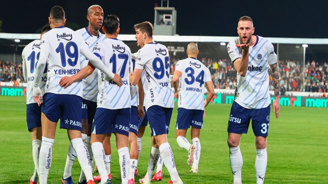 Fenerbahçe'ye Galatasaray derbisi öncesi iki müjdeli haber! 9 508185