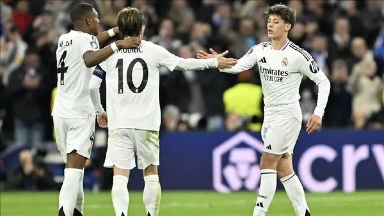 Real Madrid'in Real Sociedad maçı ilk 11'i belli oldu 6 508482