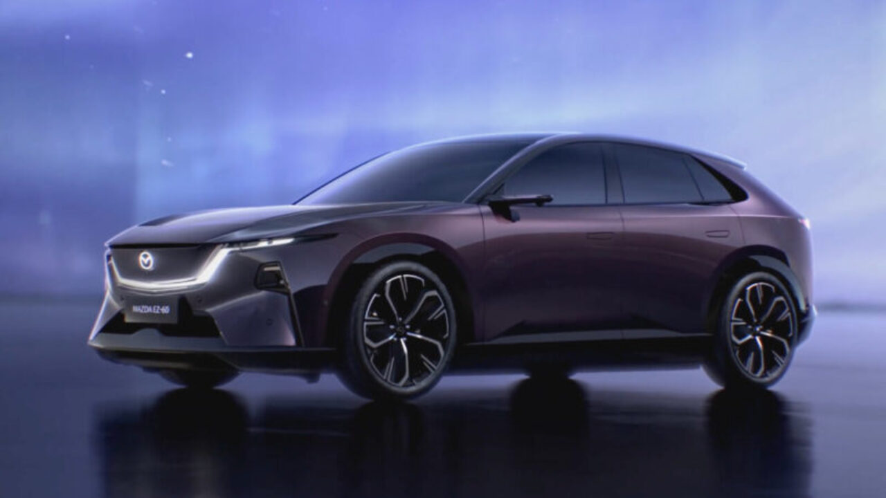 Mazda EZ 60 1