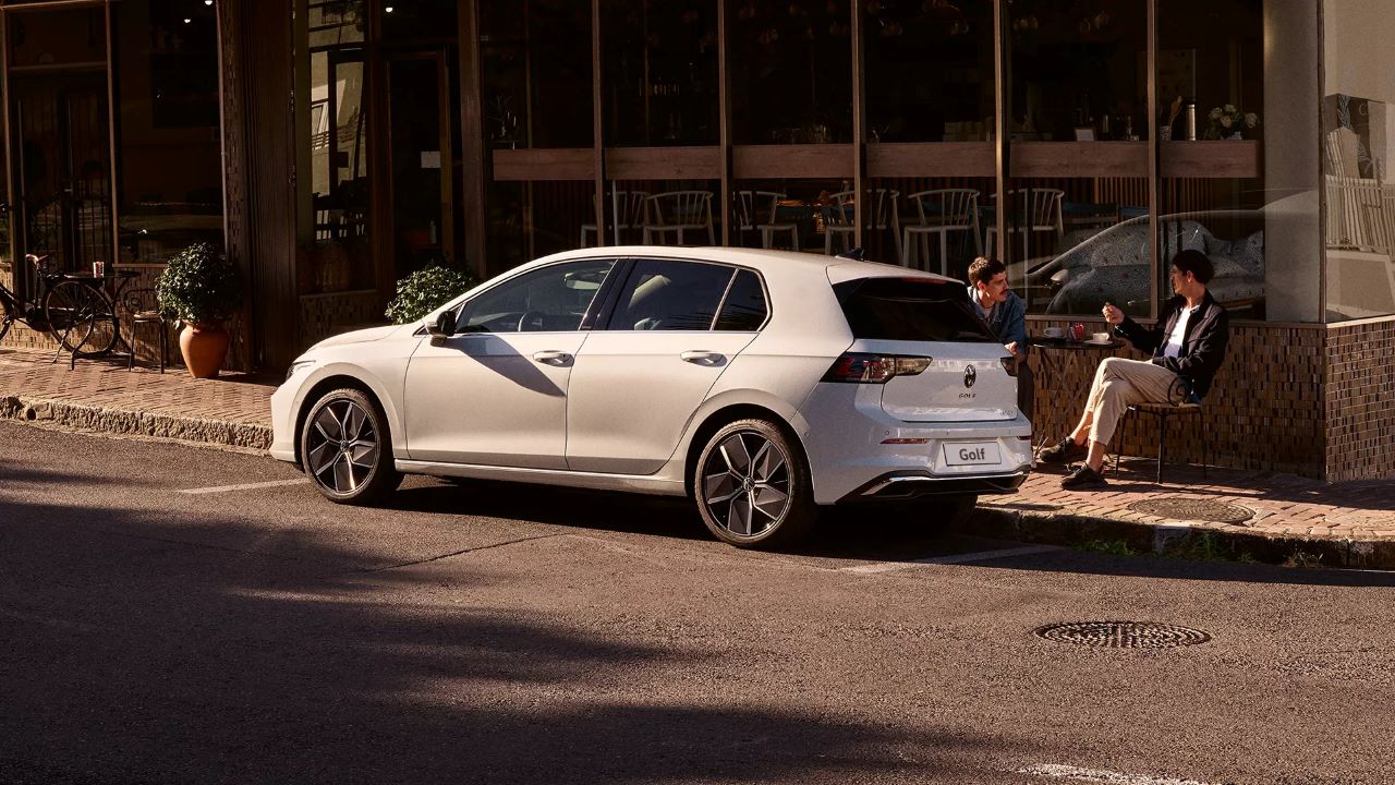 Volkswagen Golf ozellikleri ve 2024 fiyat listesi