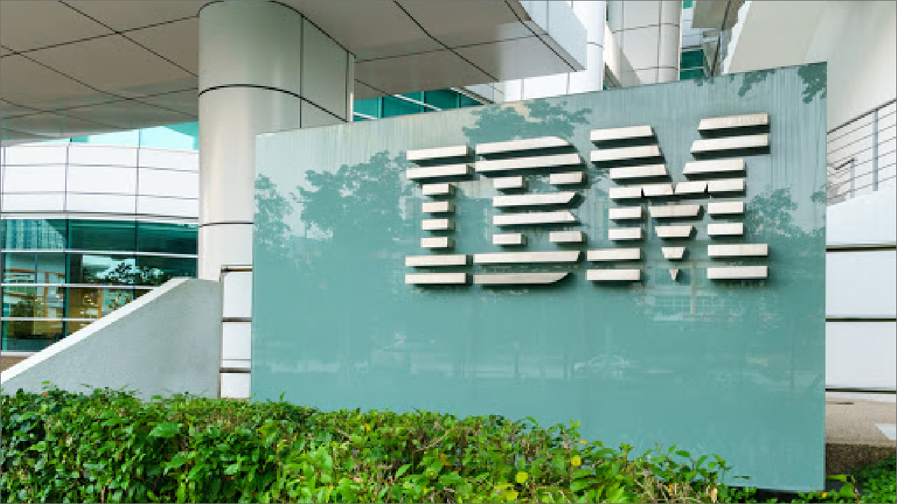 IBM, ABD'ye 150 milyar dolar yatırım yapacak! 7 ibm 2030a kadar olan emisyon planlarini acikladi