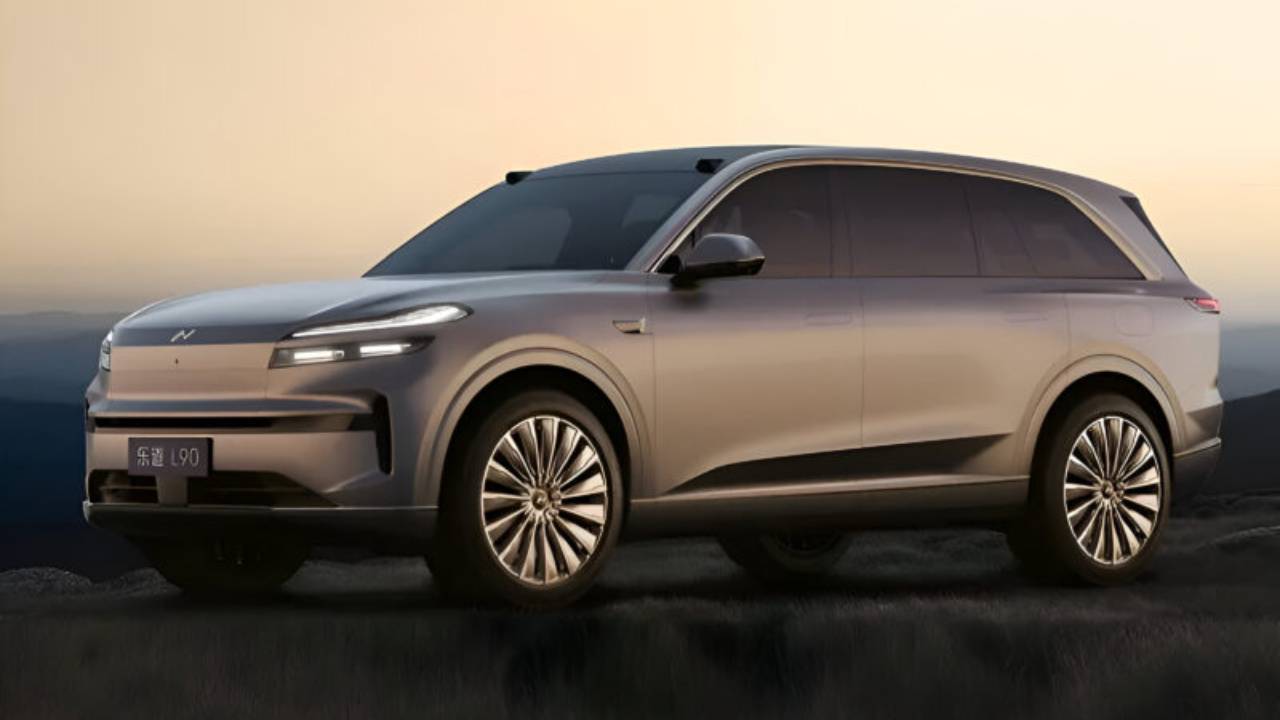 Nio’dan yeni elektrikli SUV: Onvo L90 tanıtıldı! 11 1 44