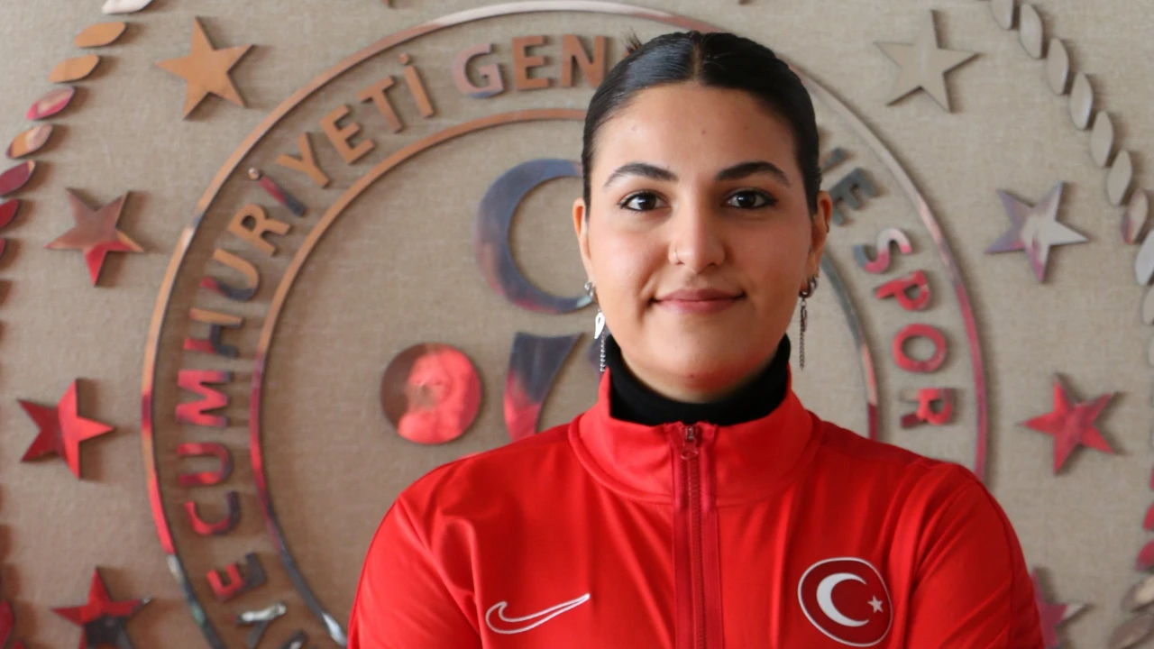 Milli Atıcı Şevval İlayda Tarhan, Ateşli Silahlar Türkiye Şampiyonası’ndan 3 madalya ile döndü 14 516345