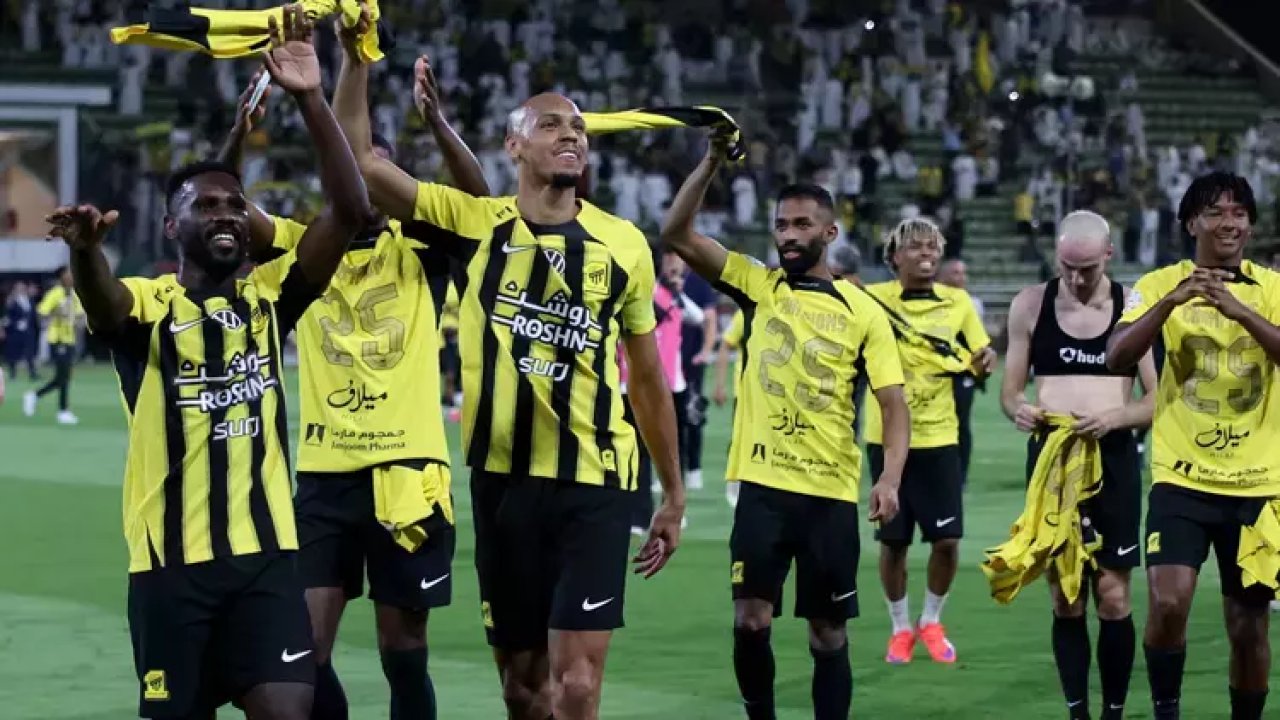 Al Ittihad, Suudi Arabistan Pro Lig'de zafere ulaştı 2 517459