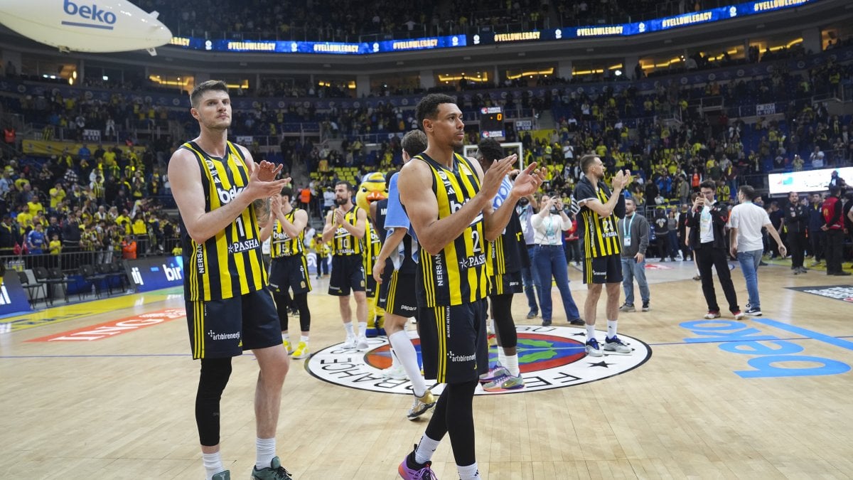 Taraftarın sesi Abudabi’ye taşınıyor: Fenerbahçe kupaya kilitlendi 7 518381