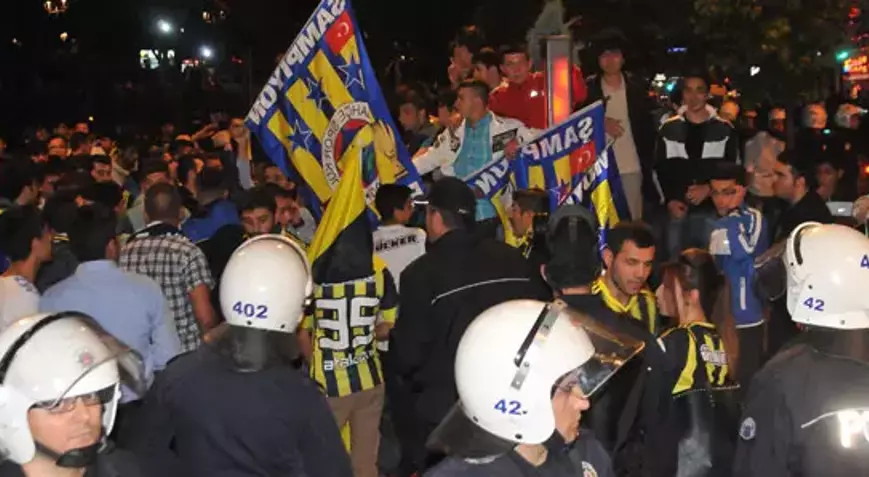Taraftarlar Euroleague Zaferini coşkuyla kutladı 4 519132