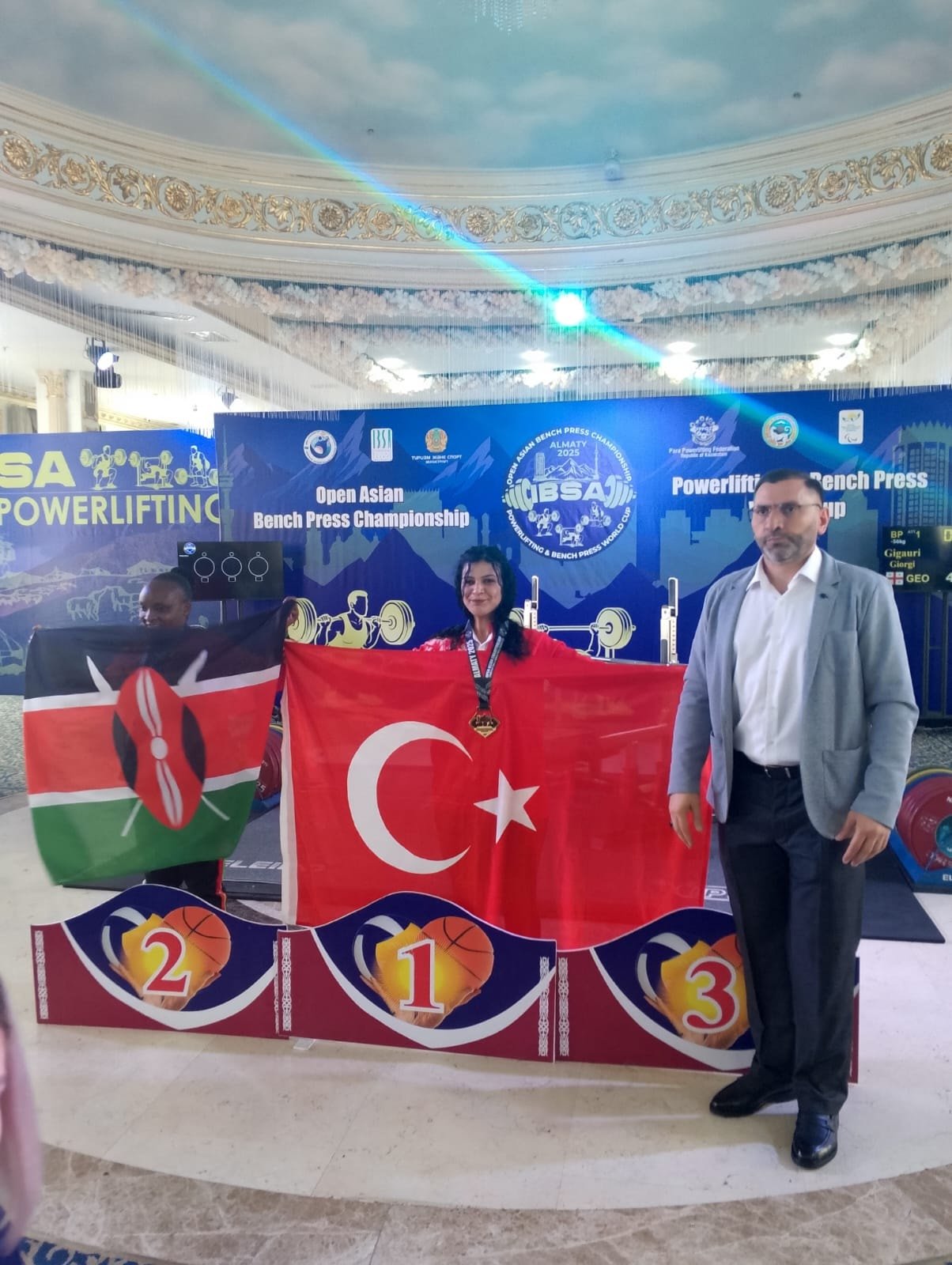 Gülistan Özdemir’den tarihi başarı! İki dünya rekoru kırdı 1 519641