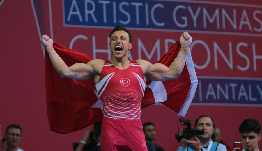 Milli Cimnastikçi Adem Asil, Avrupa Şampiyonası All-Around finalinde altın madalya kazandı 10 520045