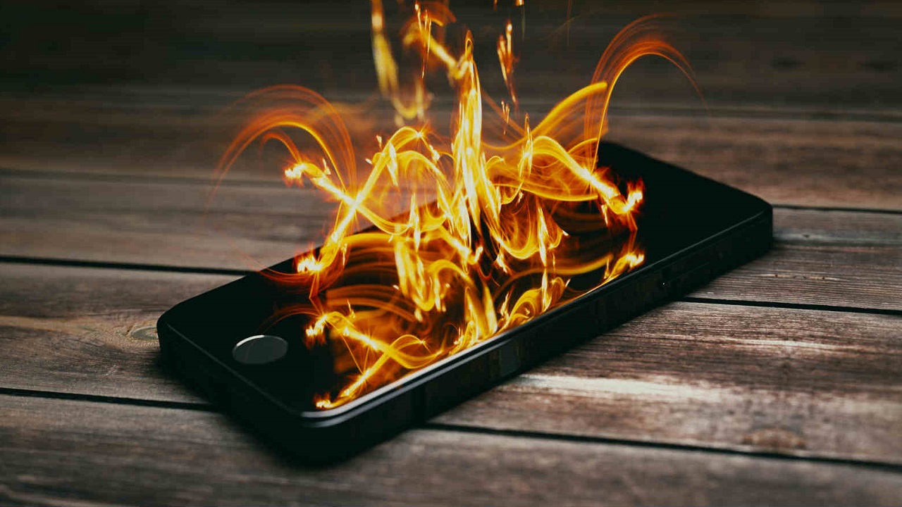 Telefon neden ısınır? Telefon ısınınca yapılması gerekenler 8 Telefon neden isinir Telefon isininca yapilmasi gerekenler 7