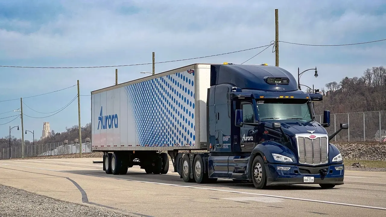 aurora tir.webp