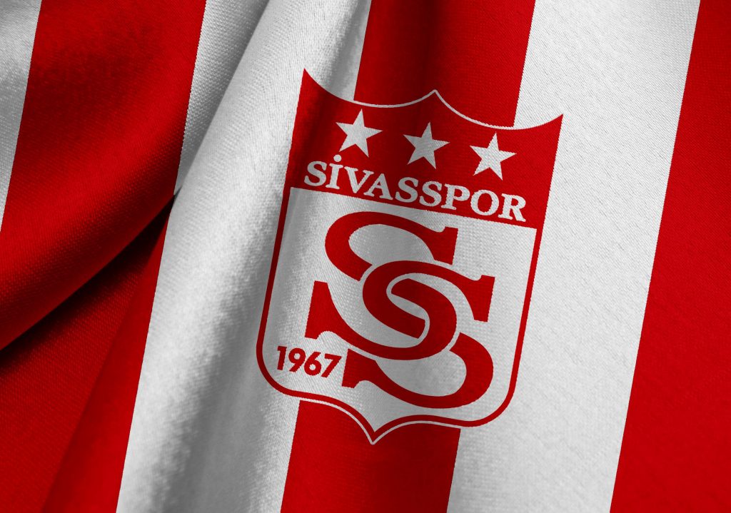 Sivasspor yönetiminin üyelik çağrısına ilgi düşük kaldı 11 515056