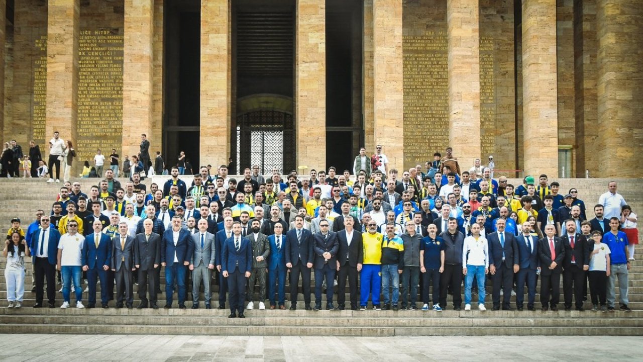 Ankaragücü’nün yeni yönetimi Anıtkabir’e anlamlı ziyaret gerçekleştirdi 6 520276