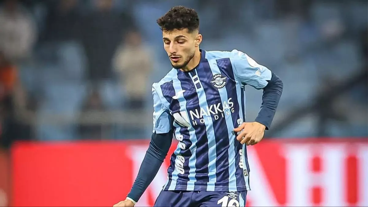 Kayserispor, İzzet Çelik’i 3 yıllığına kadrosuna kattı 13 524266