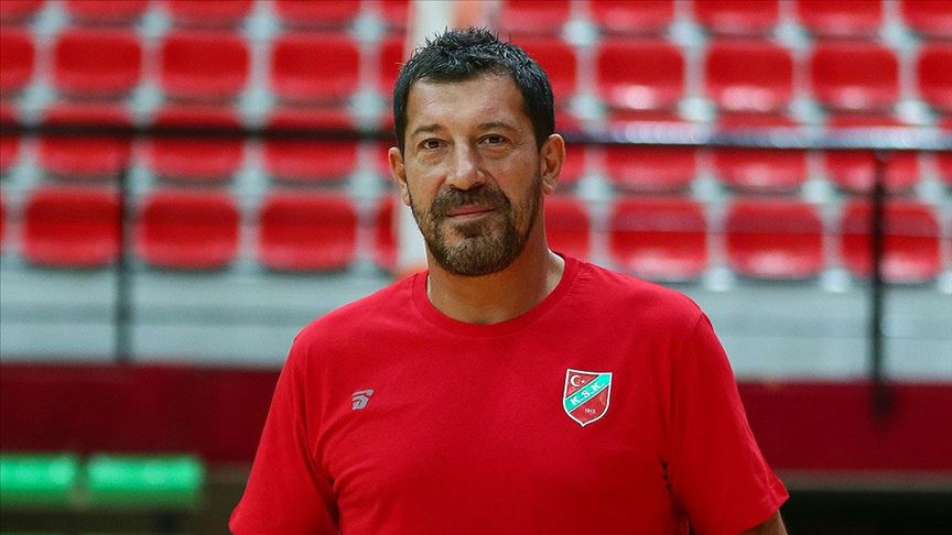 Ufuk Sarıca, Esenler Erokspor’un yeni başantrenörü oldu 7 524665