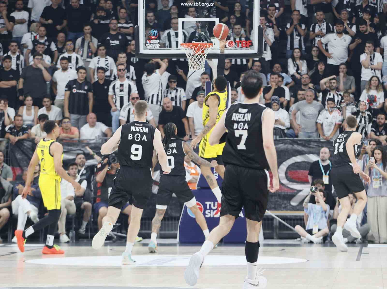 Beşiktaş, Final Serisinde Durumu 2-1 Yaptı 12 524723