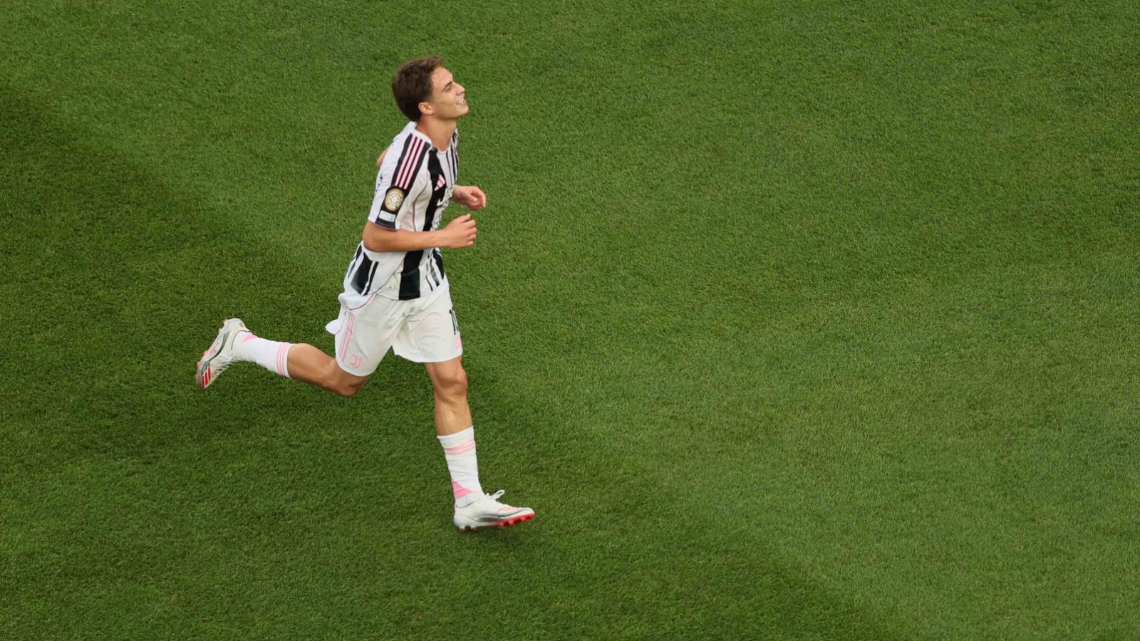 Juventus teknik direktörü Tudor’dan Kenan Yıldız’a övgü: “Nadir bir yetenek” 11 524882