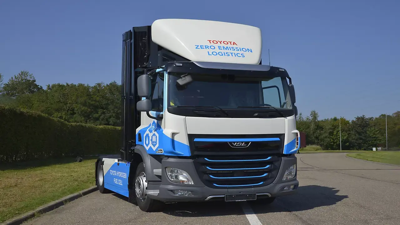 Toyota hidrojenli kamyonlarini .webp