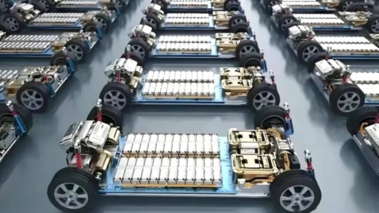 Şimdi Tesla düşünsün! Xiaomi, katı hal batarya yarışına girdi 20 Xiaomi 3