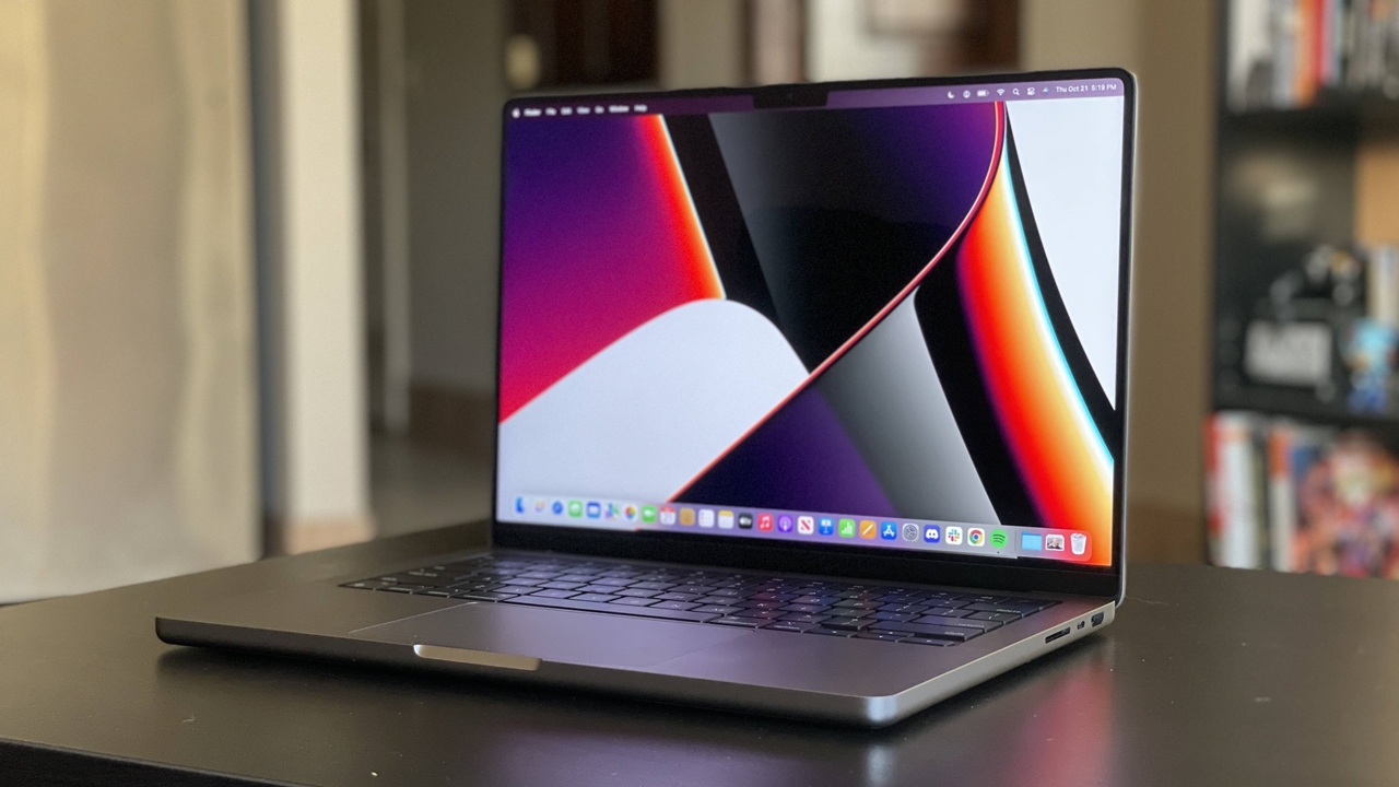 apple macbook pro tasarimi tamamen degistirebilir