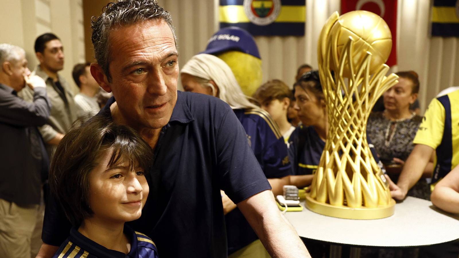 Fenerbahçe'den Minik Taraftarlara Özel Buluşma 14 535159