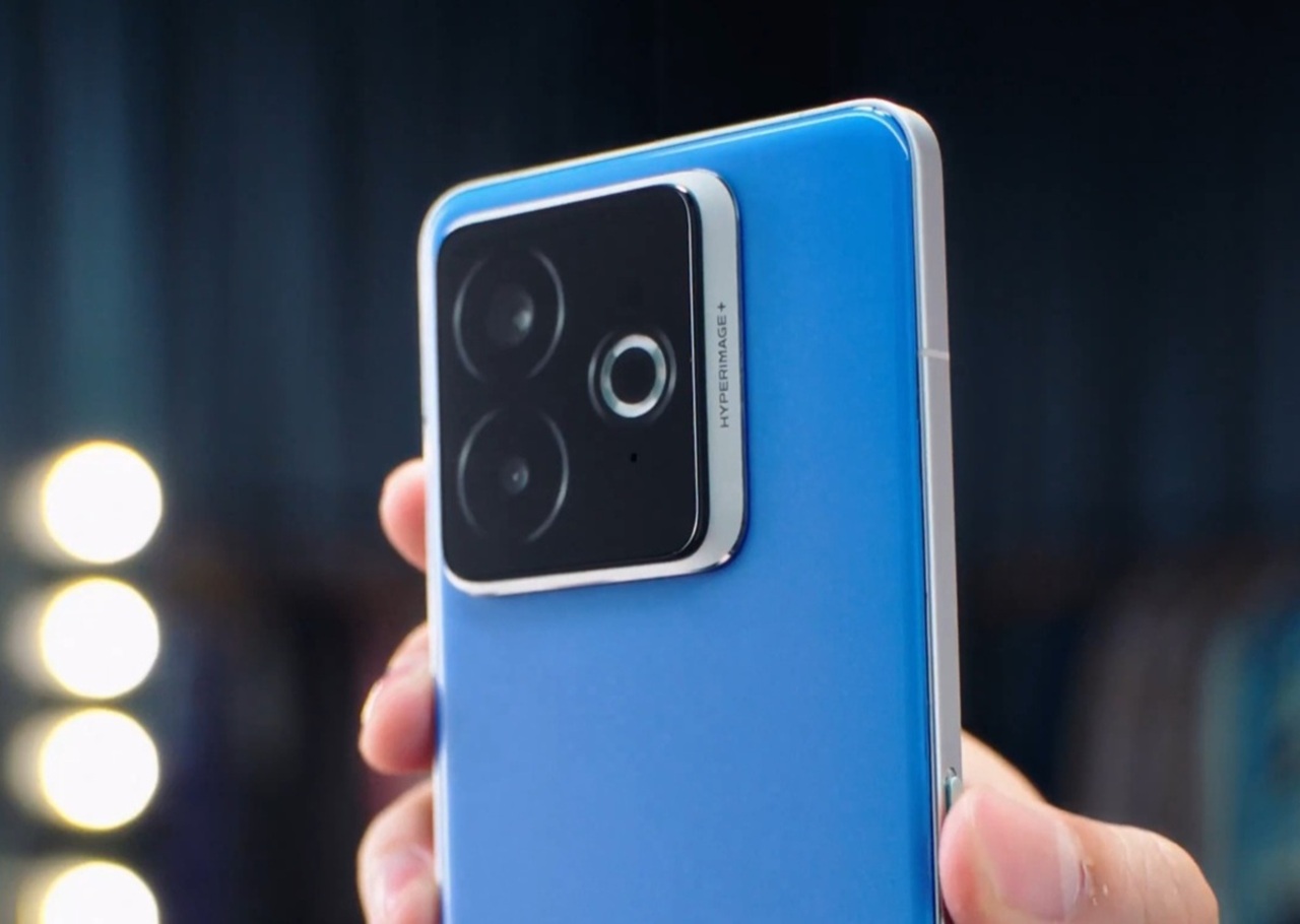 Realme klimalı akıllı telefon geliştirdi! 10 Chill Fan Phone realme