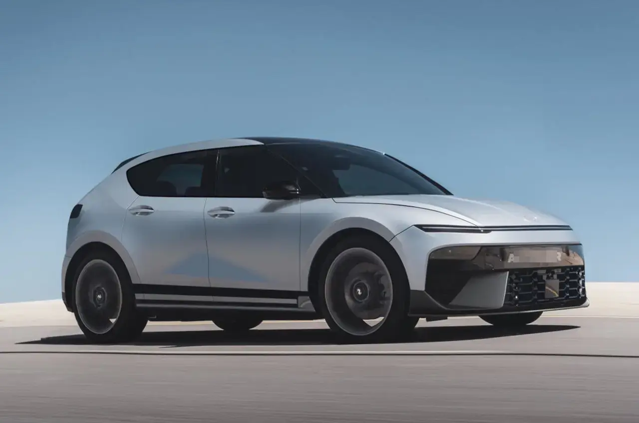 Hyundai Ioniq 2 geliyor: İşte tasarımı 26 Hyundai Ioniq 2 1.webp