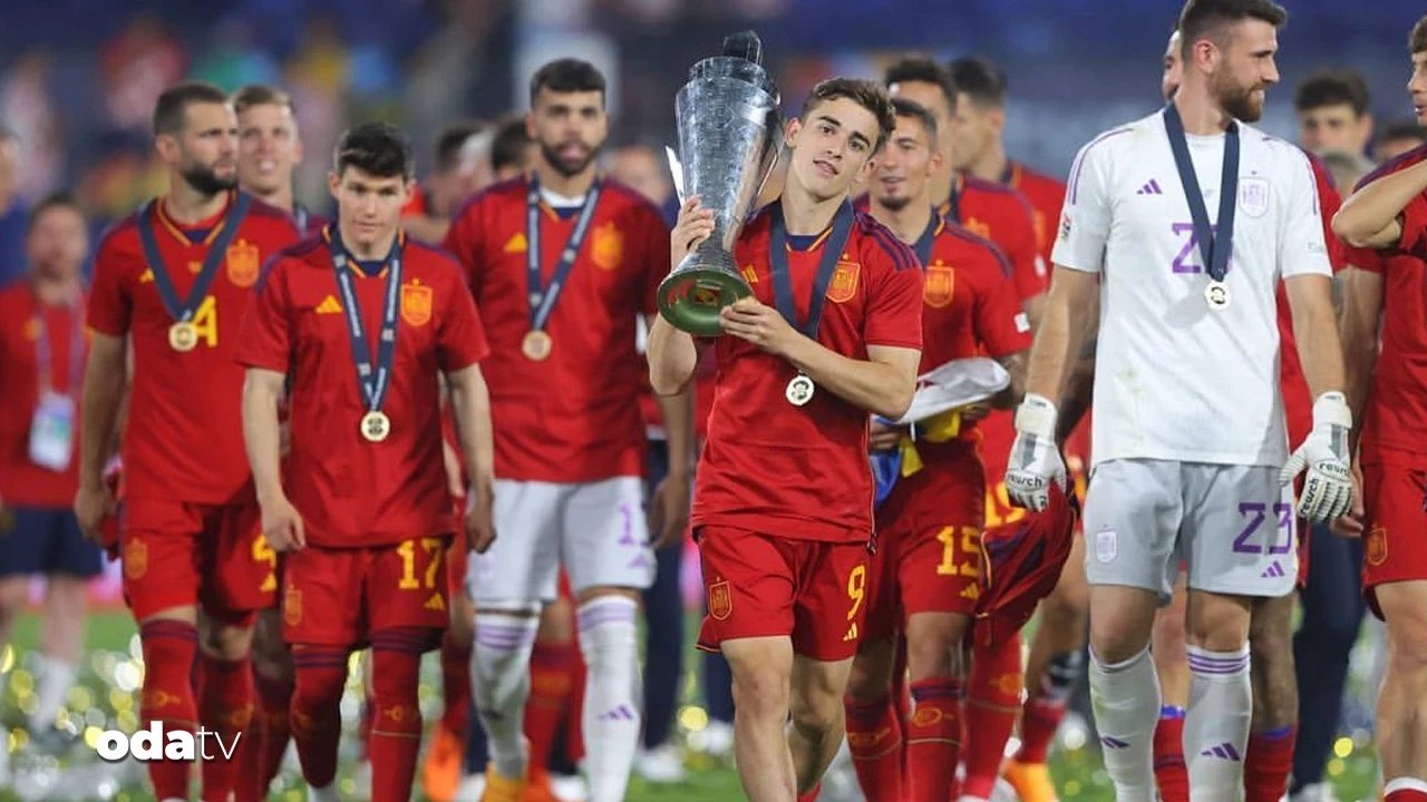 Türkiye-İspanya karşılaşması öncesi heyecan dorukta: Tarihi futbol gecesi kapıda! 3 538650