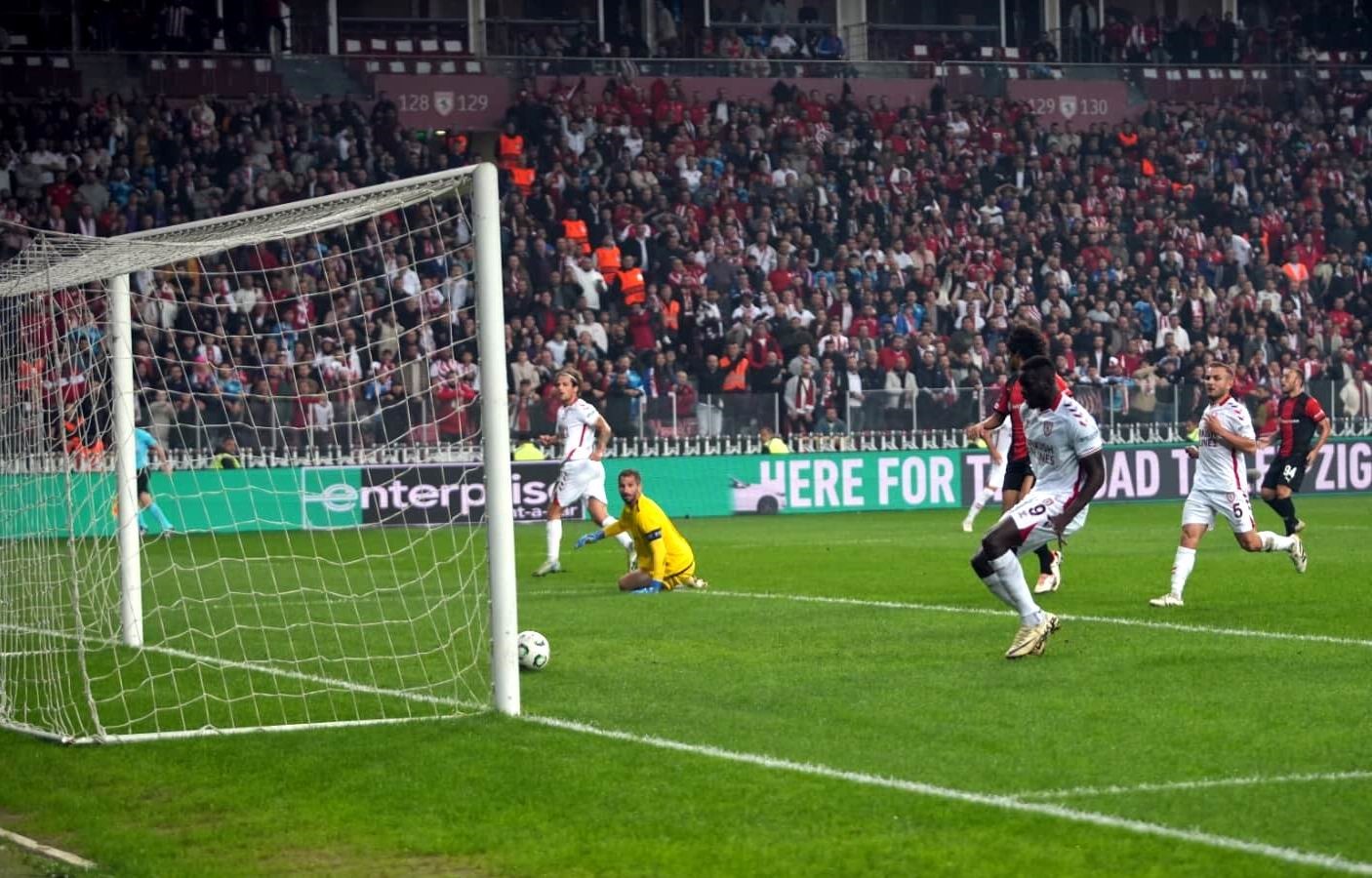 Holse’nin golü Samsunspor’u öne taşıdı! İlk yarı 1-0 2 548530
