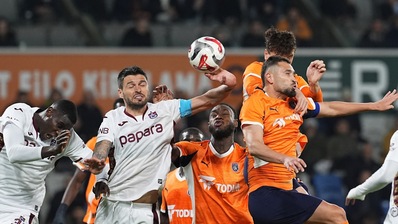 10 Kişiyle direnen Başakşehir, Trabzonspor’a karşı maçı kaybetti: 4-3 3 550110