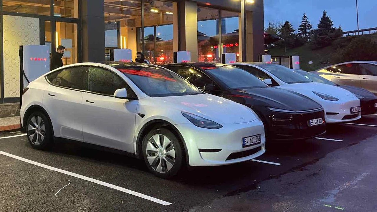 Tesla Supercharger.webp