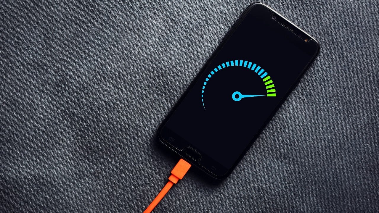 Telefonu %100 şarj etmek batarya ömrünü kısaltır mı? 16 telefon sarji