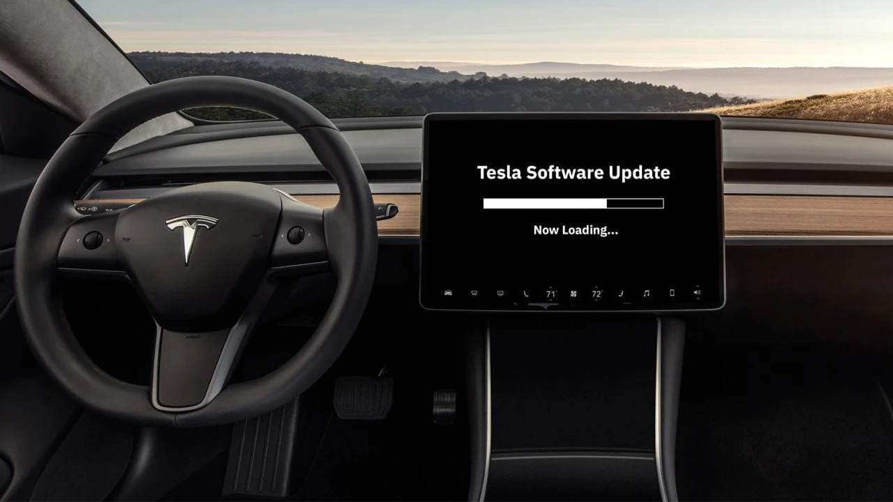 tesla otomatik guncelleme.webp