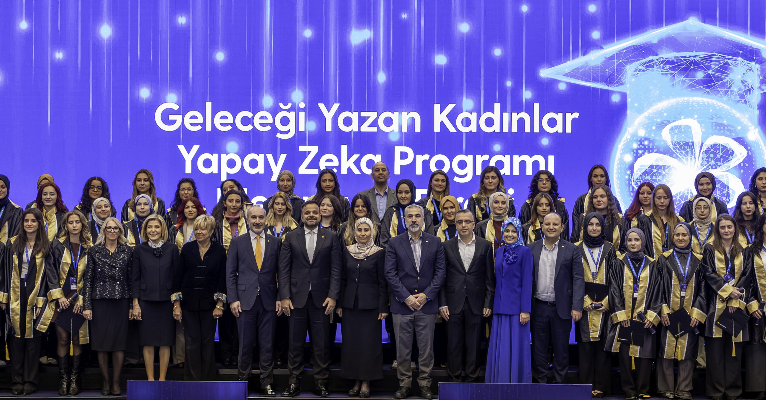 Geleceği Yazan Kadınlar projesi ödülleri sahiplerini buldu 14 1766566237 GYK Yapay Zeka Program d l T reni scaled