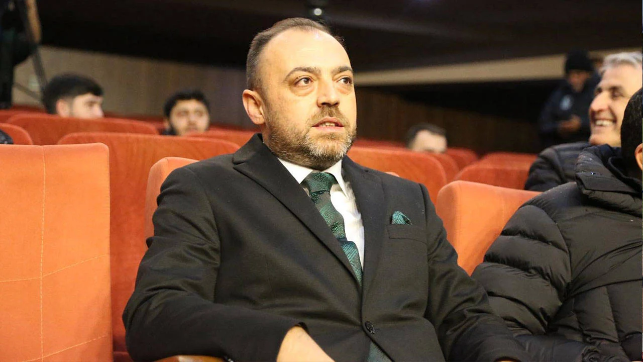 Sakaryaspor’da yeni dönem: Başkanlık koltuğu Enes Zengin’in 9 553482