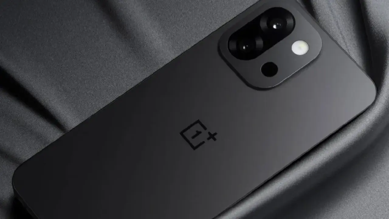 OnePlus Kapanma İddiaları Yalanlandı: Markanın Geleceği Ne Olacak? 5 OnePlus 15R 1 1.webp
